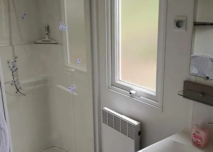 Mobil Detente Boisee * 피리악-쉬르-메르